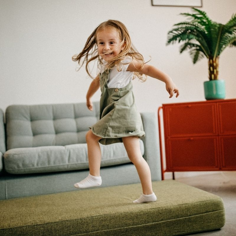 2 yaş bebeklerde hiperaktivite belirtileri